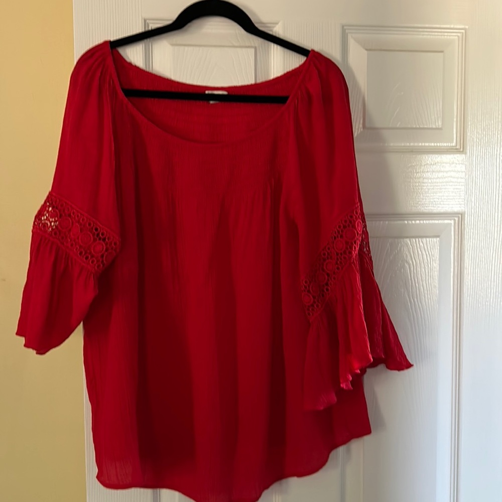 Dressy 3/4 bell sleeve too